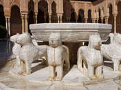 Los leones son uno de los símbolos del poder en la Alhambra